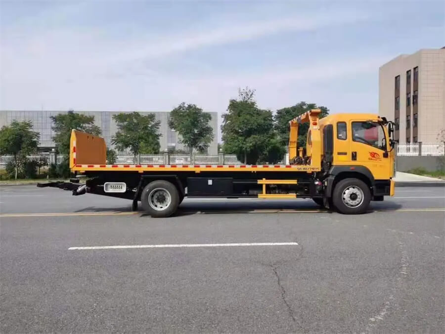 Sinotruk HOWO 4X2 8ton 10ton Platform Wrecker Truck Towing Truck for Road Rescue
