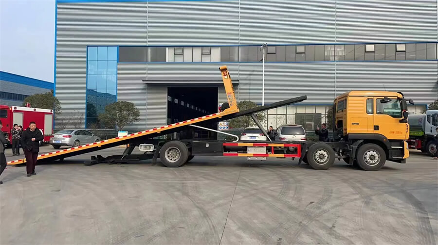Vehicle Van Salvage Car Resueing 7meter Platform Wrecker 6X2 HOWO 12ton 15tonne Flatbed Towing Truck