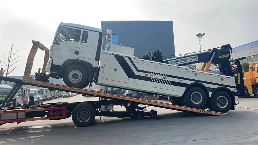 Vehicle Van Salvage Car Resueing 7meter Platform Wrecker 6X2 HOWO 12ton 15tonne Flatbed Towing Truck
