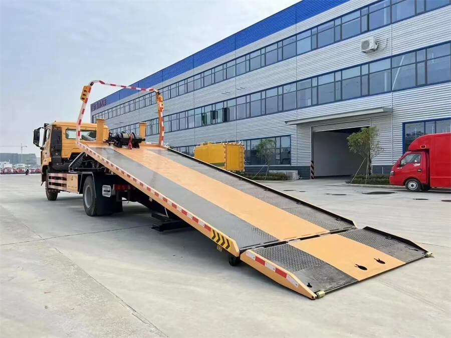 Sinotruk HOWO 4X2 10ton 12ton Platform Wrecker Truck Towing Truck for Road Rescue
