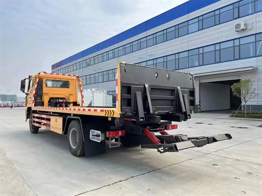 Sinotruk HOWO 4X2 10ton 12ton Platform Wrecker Truck Towing Truck for Road Rescue