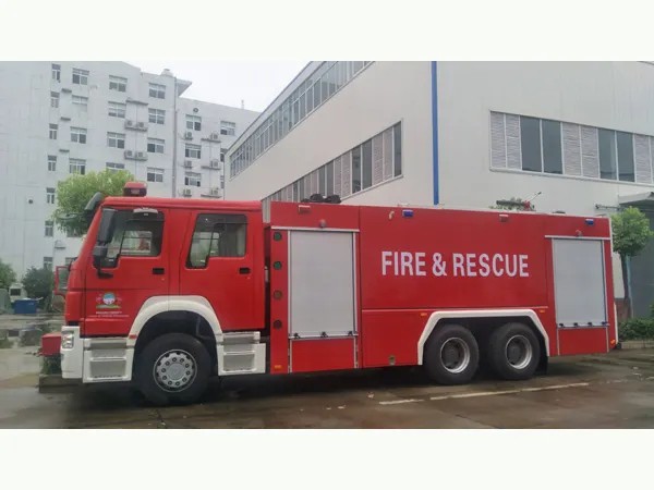 Chemical Plant Foam Dry Chemical Powder Fire Truck