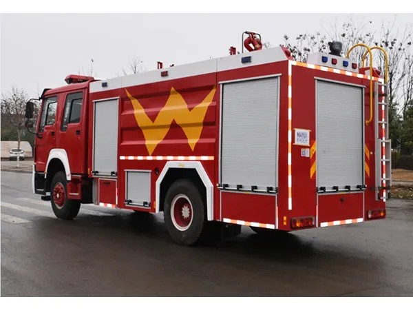HOWO 4X2 Water Tank Fire Truck