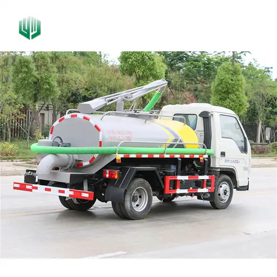 Foton Small 4X2 2500 Liters Swer Cleaning Fecal Vacuum Tank Sewage Suction Truck