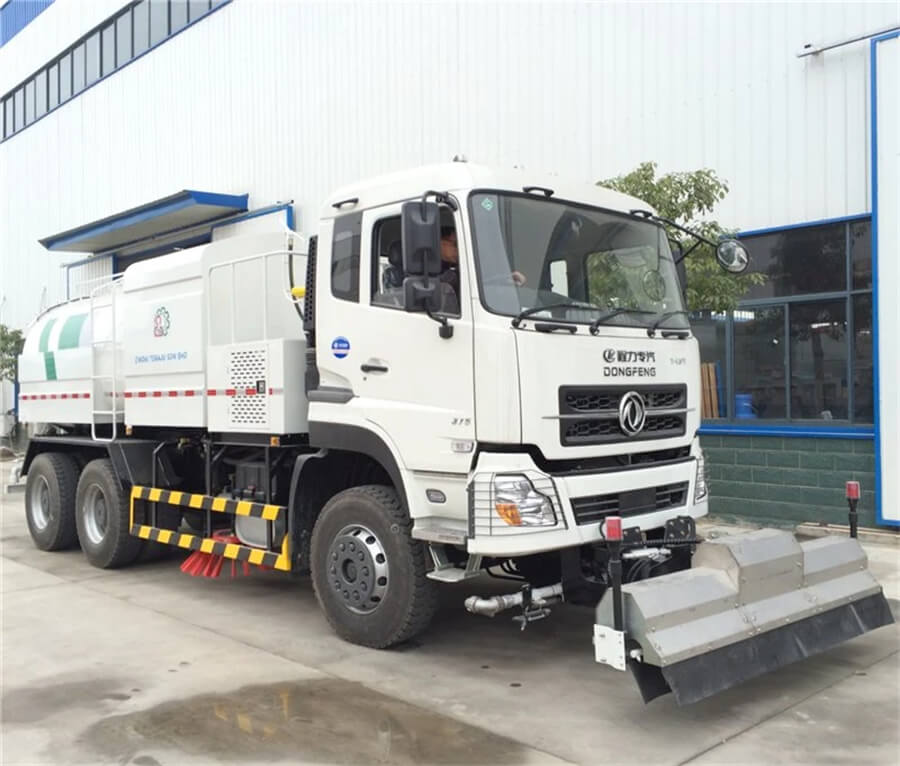 6x4 10 Tons Road Washing And Cleaning Truck