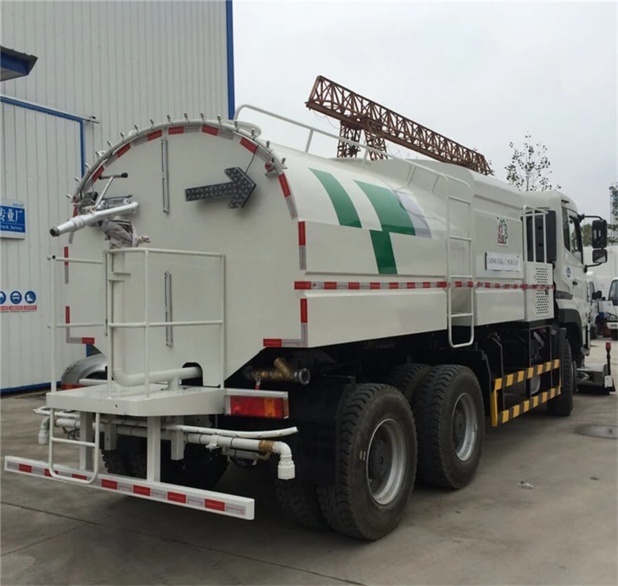 6x4 10 Tons Road Washing And Cleaning Truck