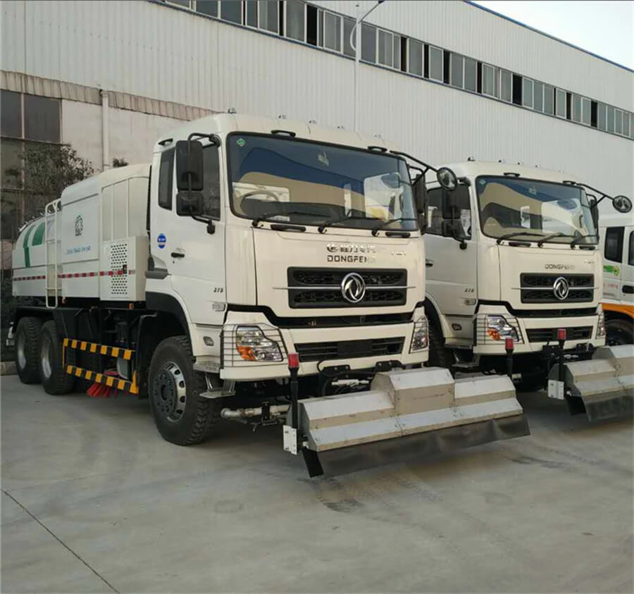 6x4 10 Tons Road Washing And Cleaning Truck
