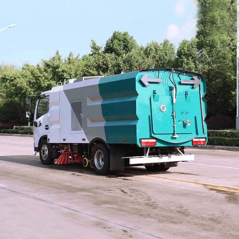 Dongfeng 5 Tons 5000Liters Vacuum Road Washing Sweeper Truck