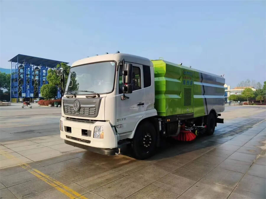 Dongfeng High Pressure Vacuum Road Sweeper Truck