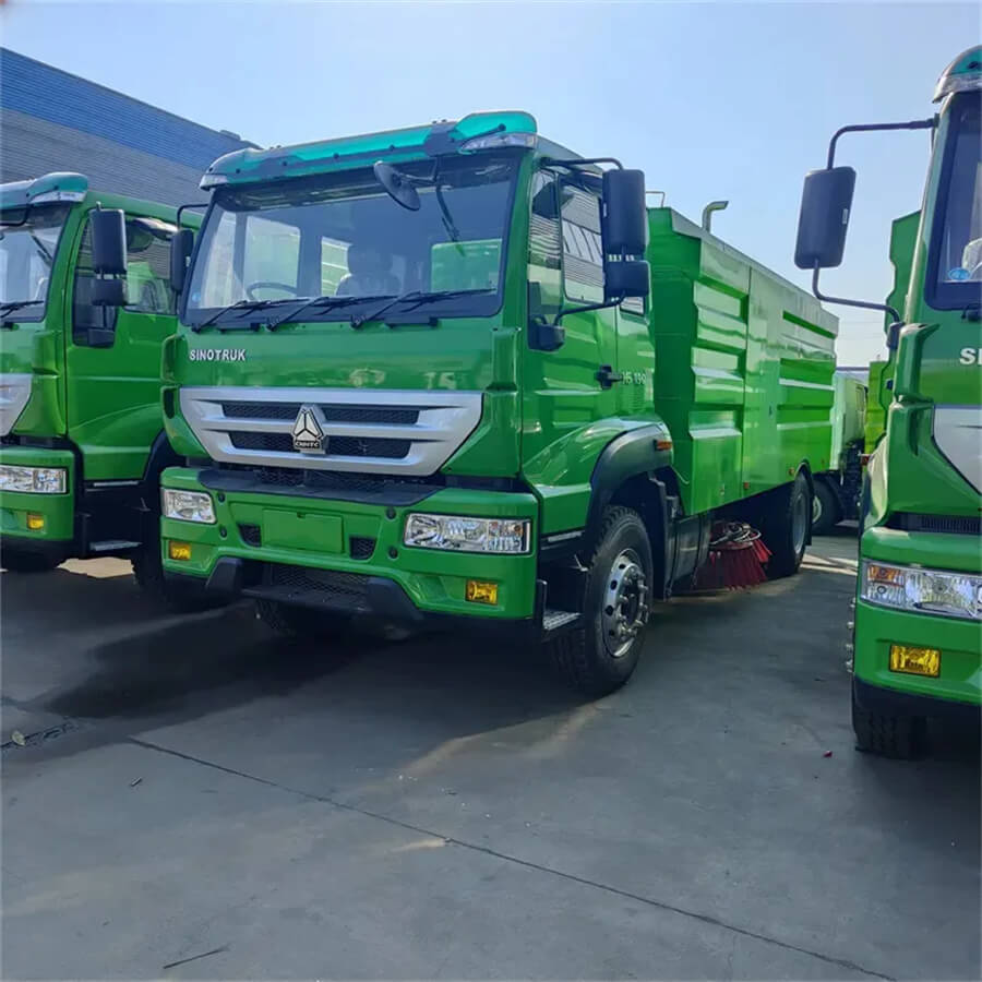 HOWO 6 Wheelers 10CBM Street Sweeper