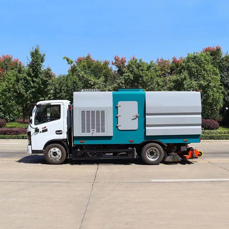 Dongfeng 4 CBM Dust Sweeper Truck