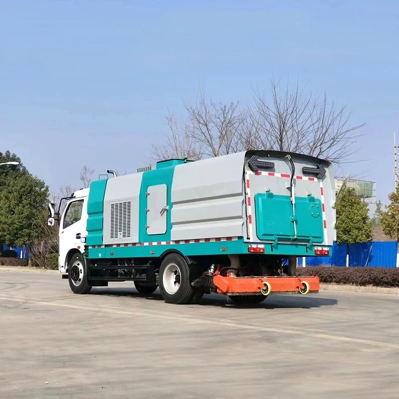 Donfeng 6 Wheelers 8 CBM 8Ton Vacuum Sweeper Truck