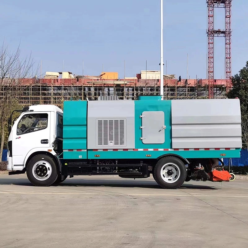Donfeng 6 Wheelers 8 CBM 8Ton Vacuum Sweeper Truck