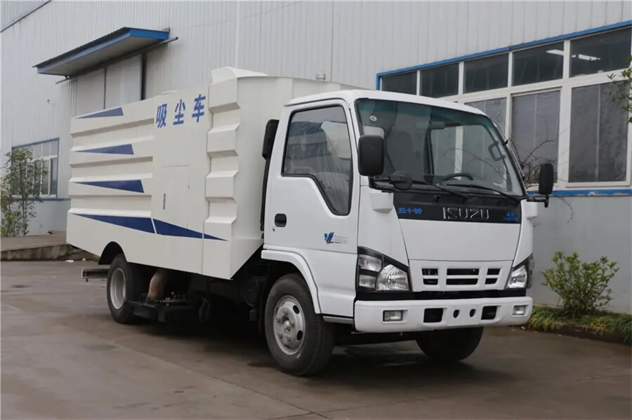 ISUZU 5CBM Vacuum Street Sweeper Truck