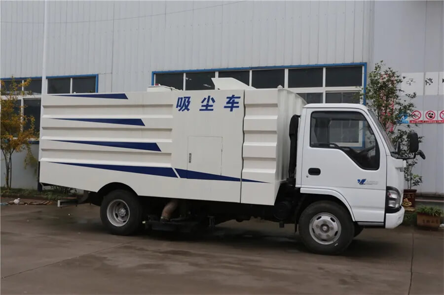 ISUZU 5CBM Vacuum Street Sweeper Truck
