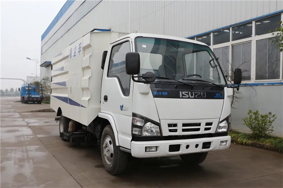 ISUZU 5CBM Vacuum Street Sweeper Truck