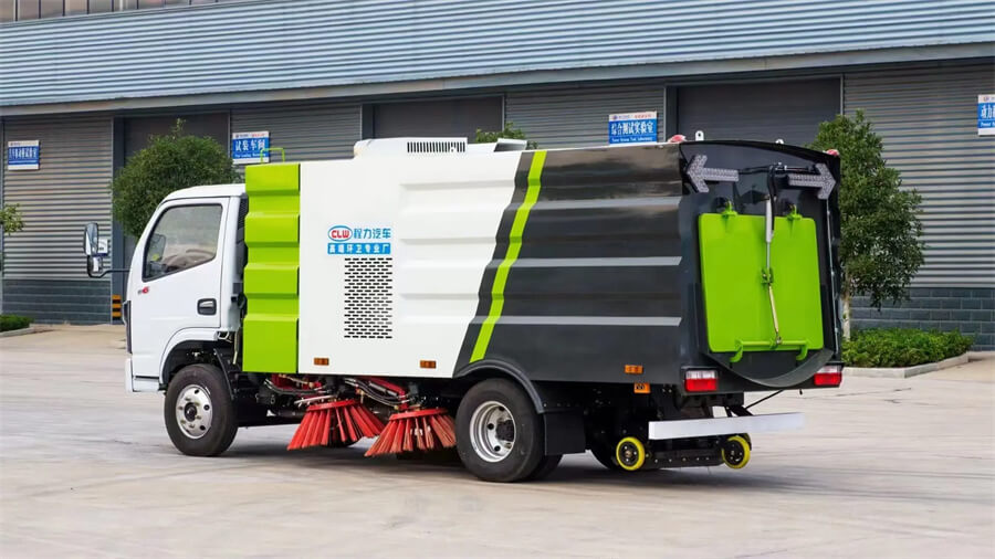 Dongfeng 5 CBM Small Road Cleaner Truck