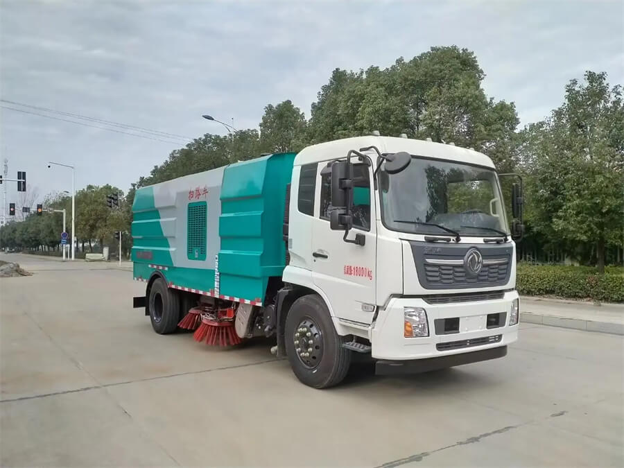 Dongfeng 6 Wheelers 10CBM Road Cleaning Truck