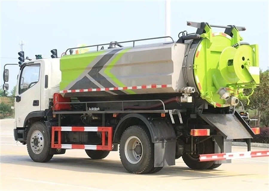 Foton 4X2 8000litres 8cbm Sewer Septic Tank High Pressure Combined Water Jetting Truck