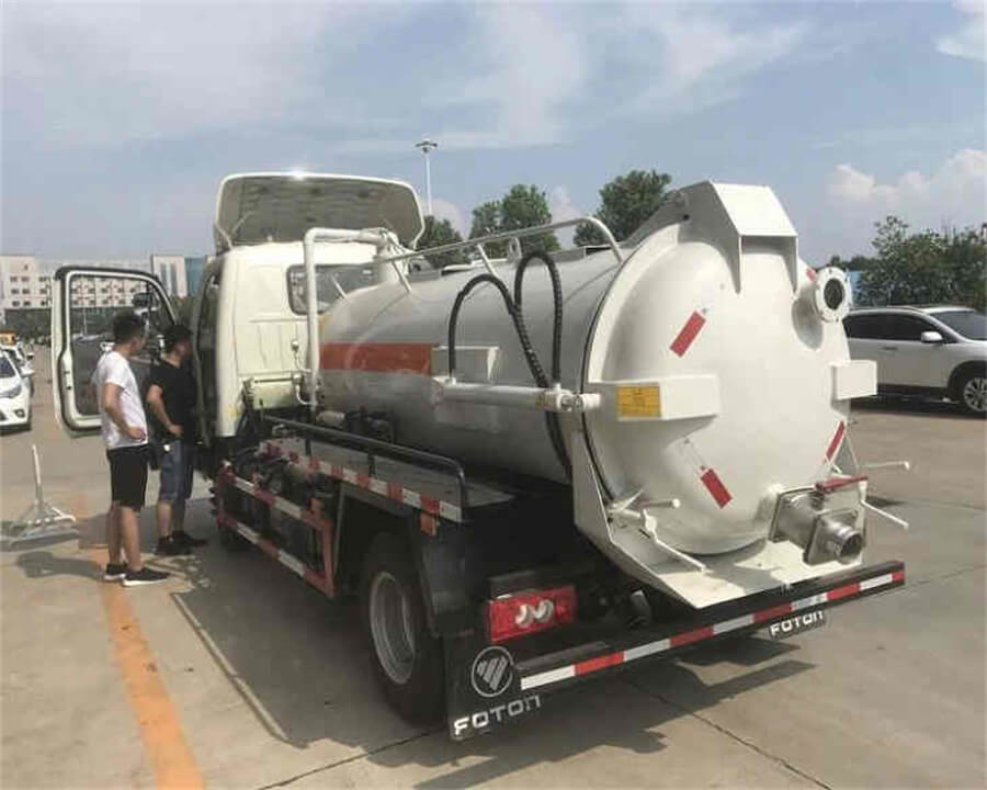 Foton 6cbm Fecal Sewer Septic Suction Tank Truck