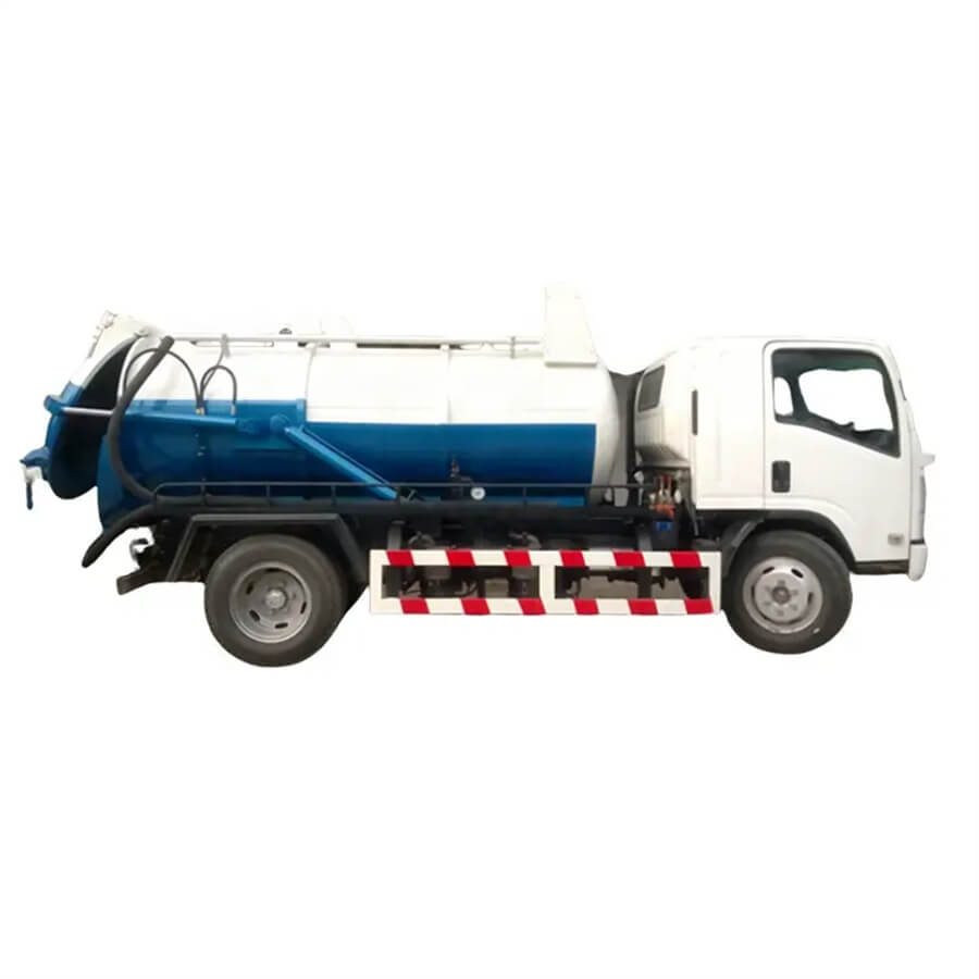 Isuzu 4x2 8 CBM Vacuum Sewage Suction Truck new septic tank vacuum sewage suction truck