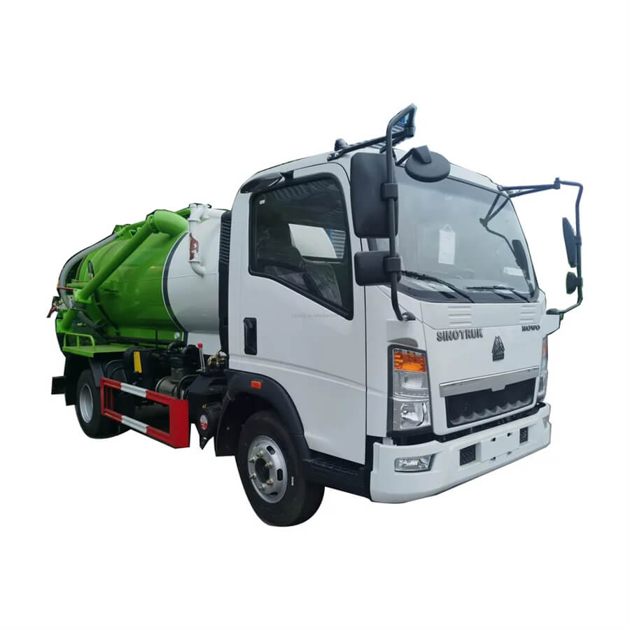 Sinotruk HOWO 5cbm Sewage Waste Vacuum Water Suction Truck
