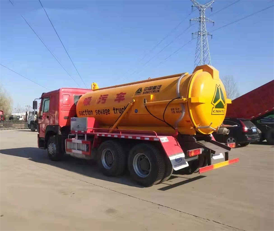 Sinoctruck Howo 18CBM 6x4 15m3 Vacuum Sewage Suction trucks