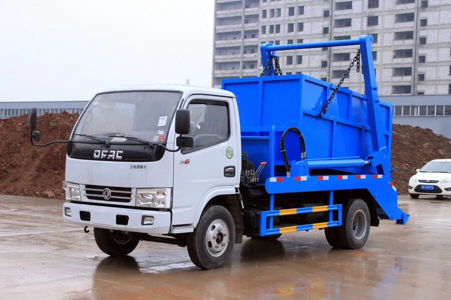 Dongfeng 5 Tons Skip Loader Collection Truck