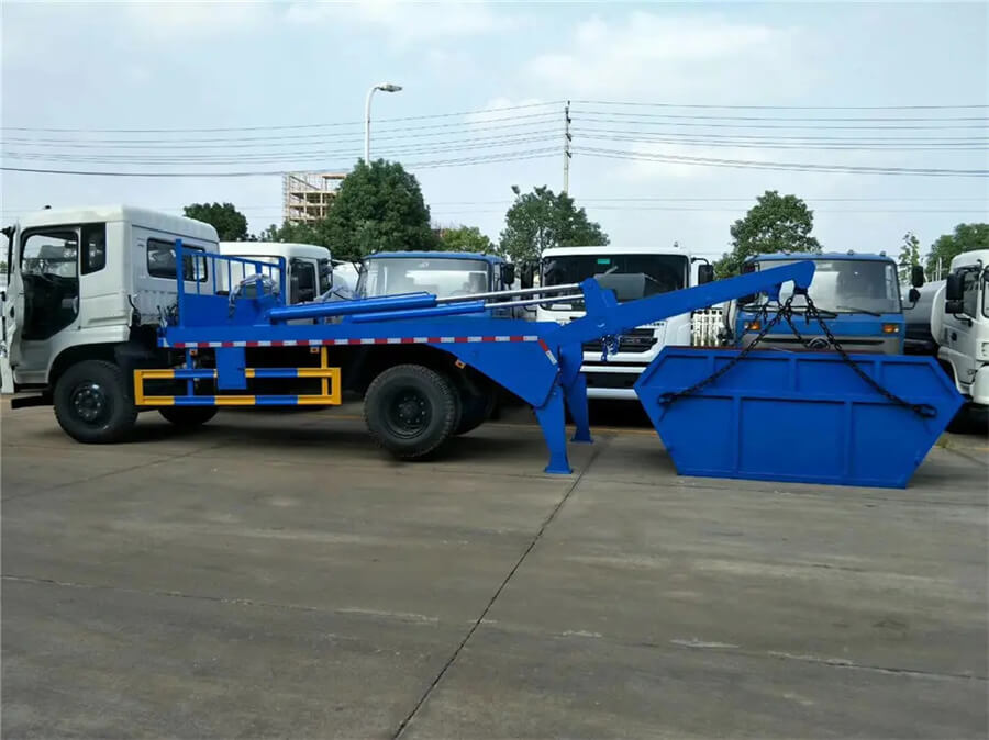 Dongfeng 12 Tons Skip Lift Garbage Truck