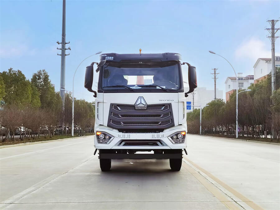 Sinotruk HOWO Hook Arm Roll off Garbage Truck