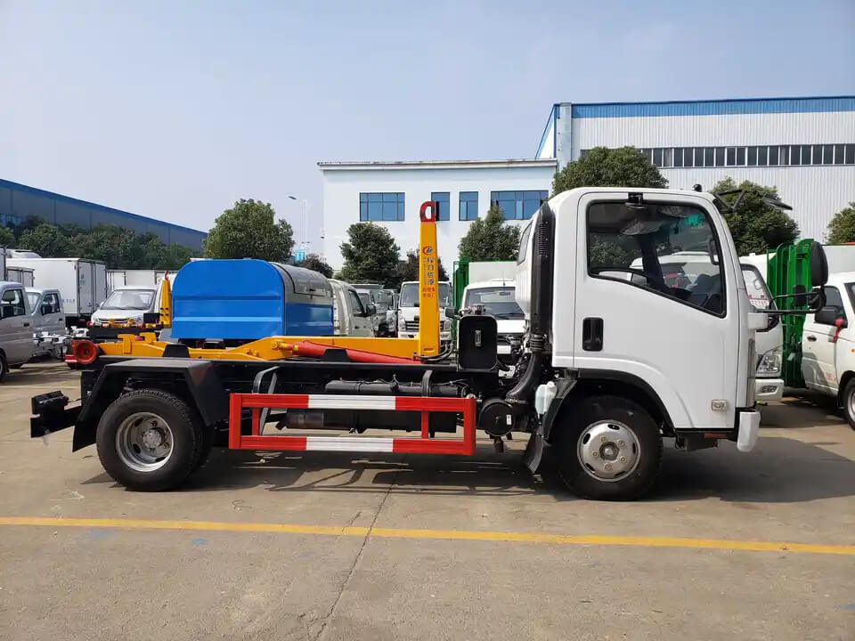 Isuzu Hook Arm Waste Lifting Garbage Truck