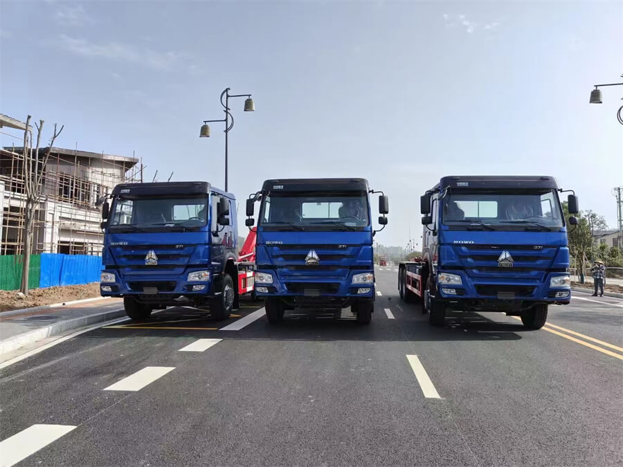 Sinotruk HOWO 6X4 20m3 Hook Lift Garbage Truck