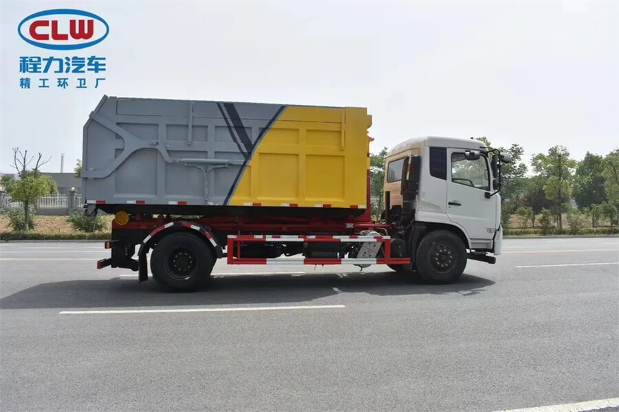 Dongfeng 4X2 15cbm Hook Lift Garbage Truck