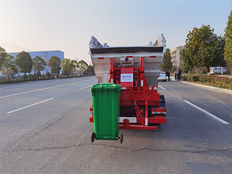 Rear Bin Lifter 5tons Refuse Collection Truck