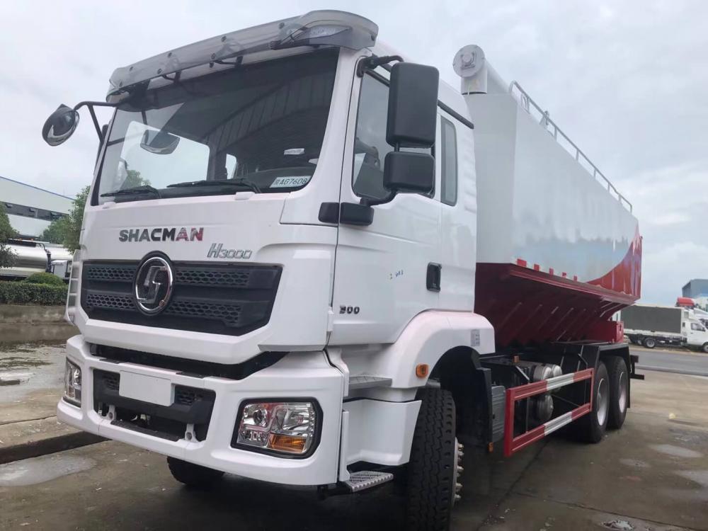6X4 Bulk Feed Tank Trucks