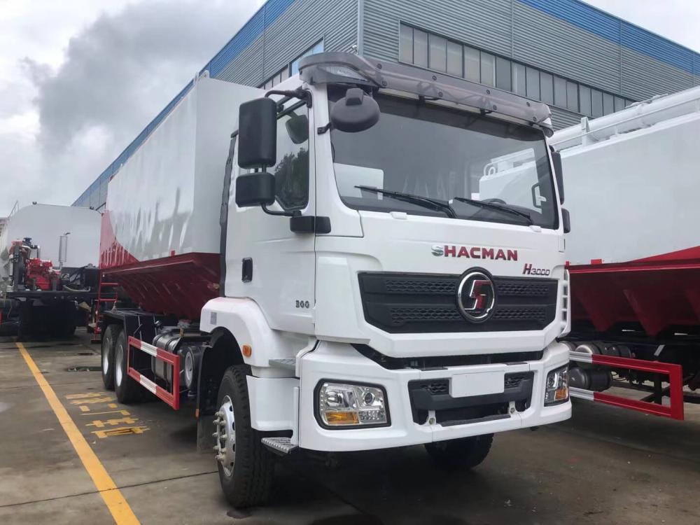 6X4 Bulk Feed Tank Trucks