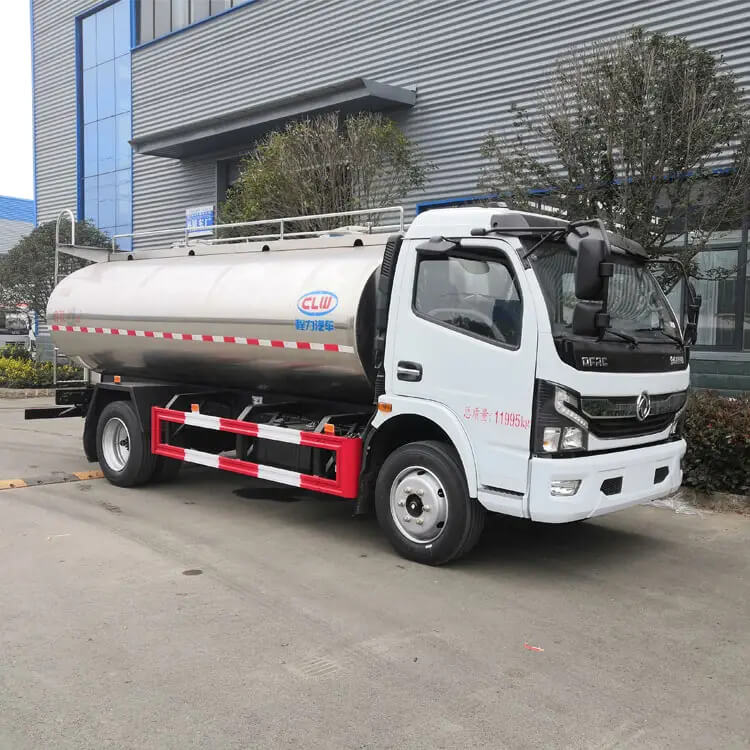 8000 liter capacity steel milk tank truck