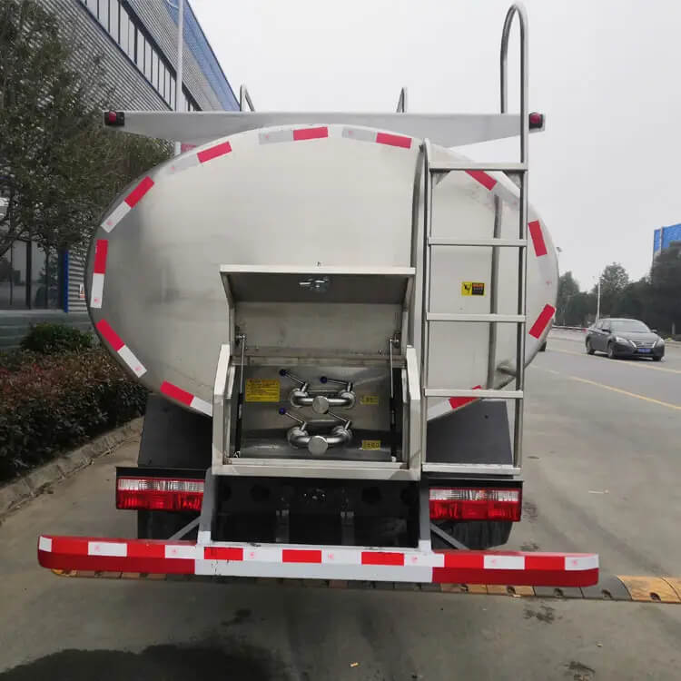 Dongfeng 4x2 12000L Milk Tank Truck