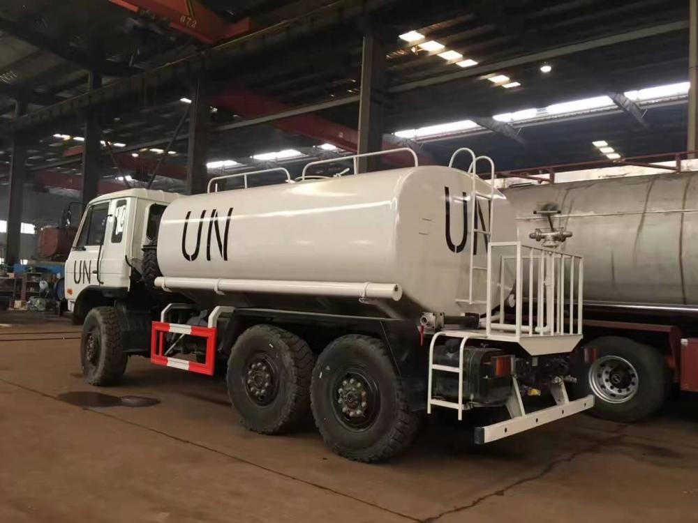 6x6 Dongfeng Drinking Water Delivery Truck