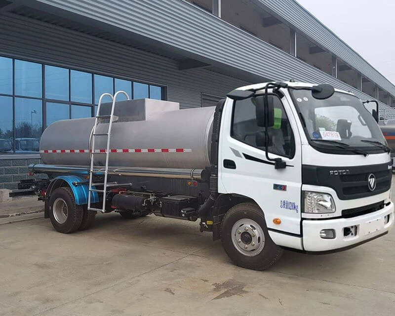 4x2 FOTON 7000 Liters Water Bowser Truck