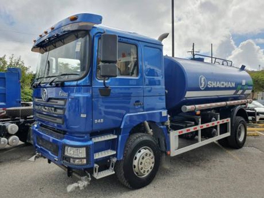 SHACMAN 4x2 10000 Litres Water Distribution Truck