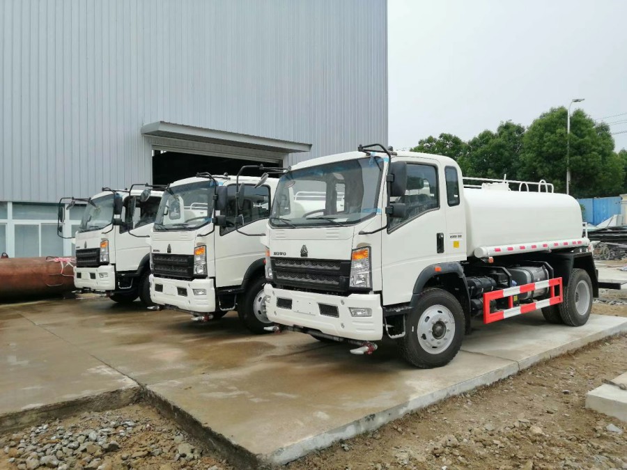 HOWO 8cbm Water Bowser Water Tank Truck