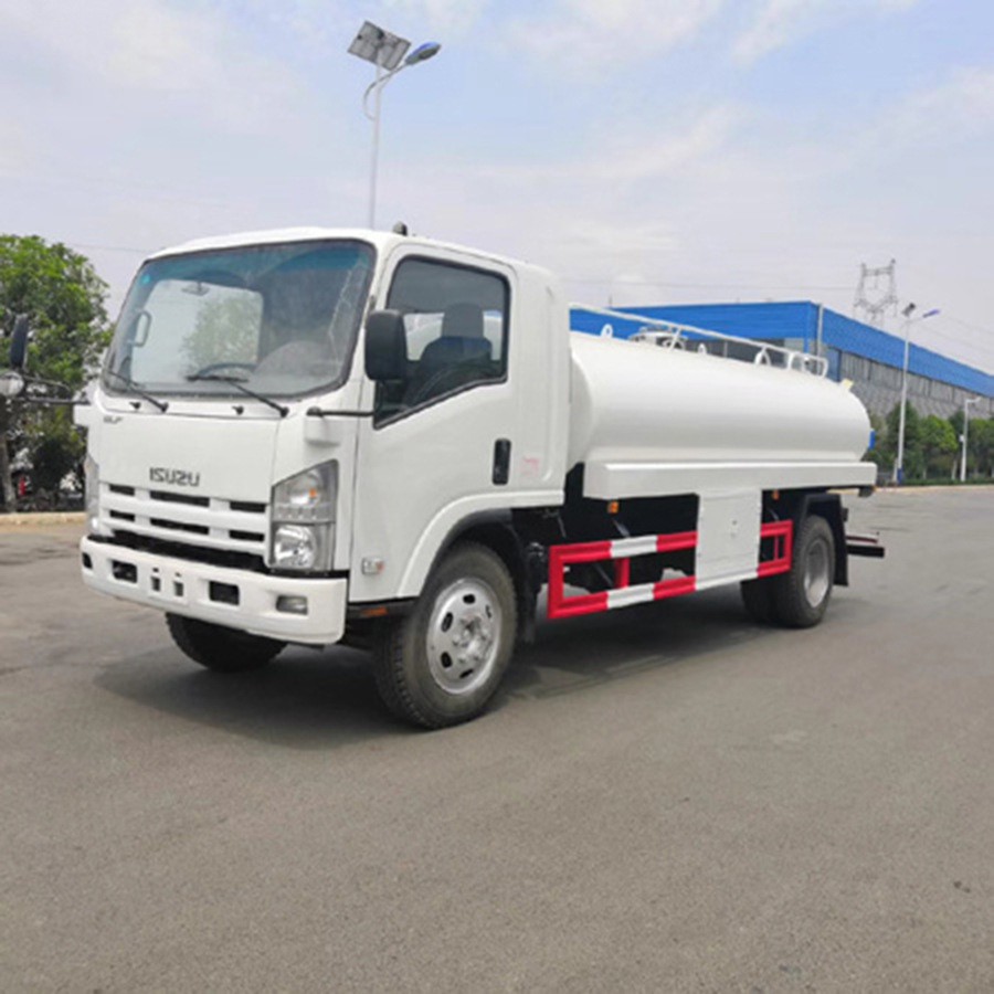 Isuzu 7000 Liters Water Bowser Truck