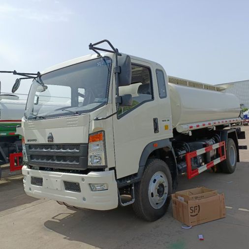 Oil Fuel Tanker Truck With Dispenser Refilling System