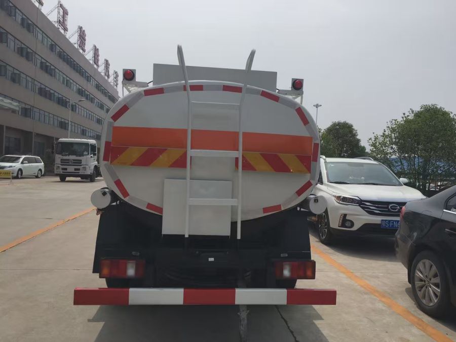 Oil Fuel Tanker Truck With Dispenser Refilling System