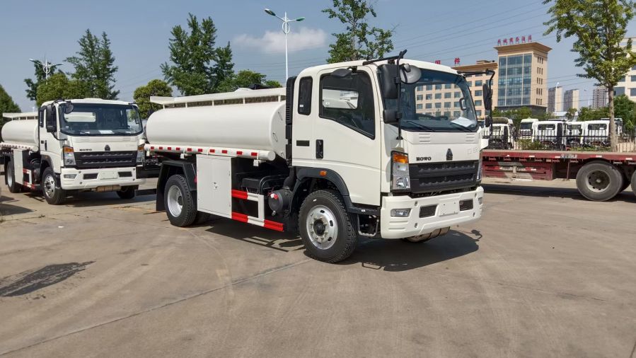 Oil Fuel Tanker Truck With Dispenser Refilling System