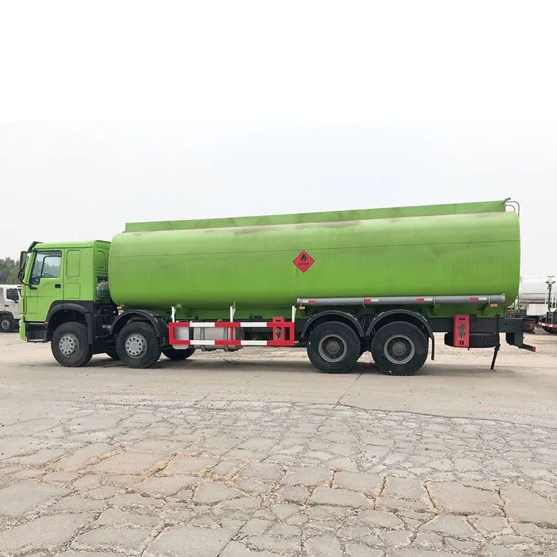 CNHTC HOWO 371HP 35m3 Fuel Delivery Truck