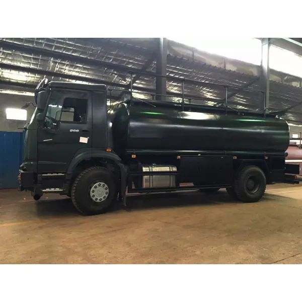 HOWO 12CBM Carbon Steel Fuel Dispenser Truck