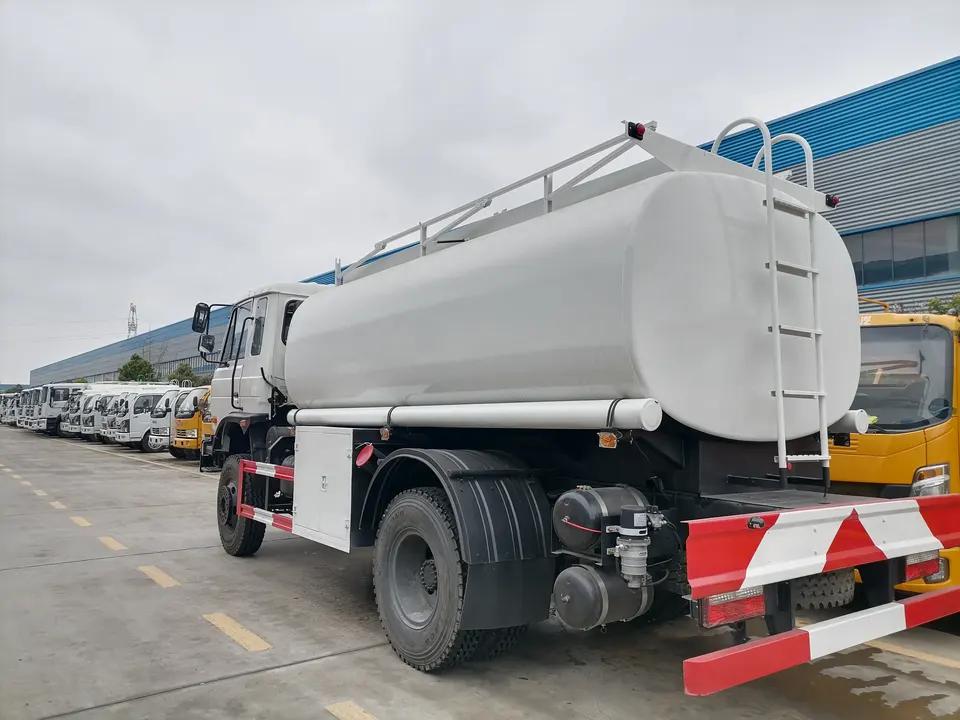 Dongfeng 10Ton Fuel Tank Truck Censtar Dispenser