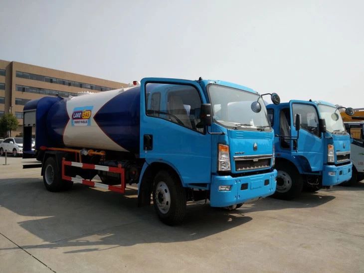 Howo 10 wheel 15000L Propane Tank Truck